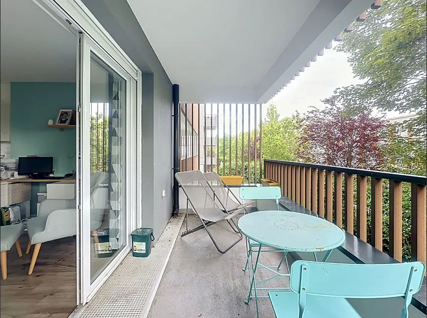 Photo Appartement T4 de 77m2, balcon, 2 parkings et une cave