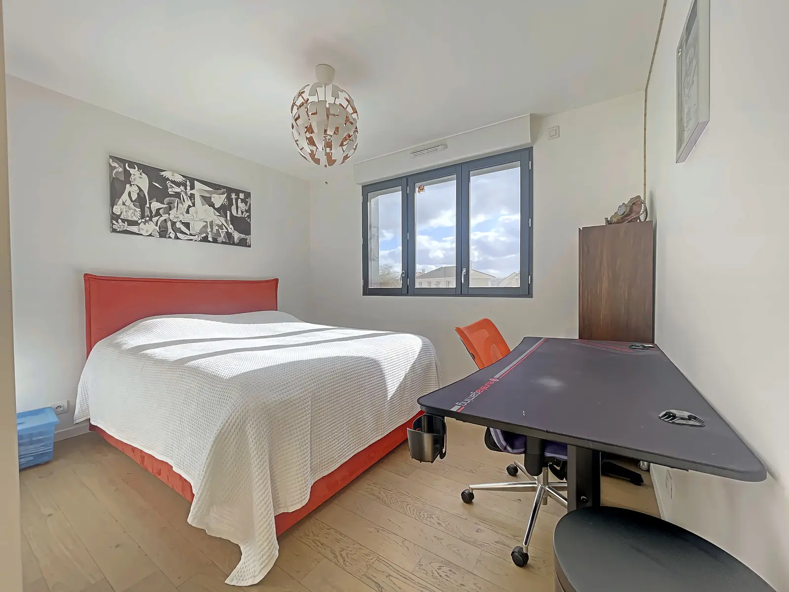 Photo Maison contemporaine de 155m2 avec véranda