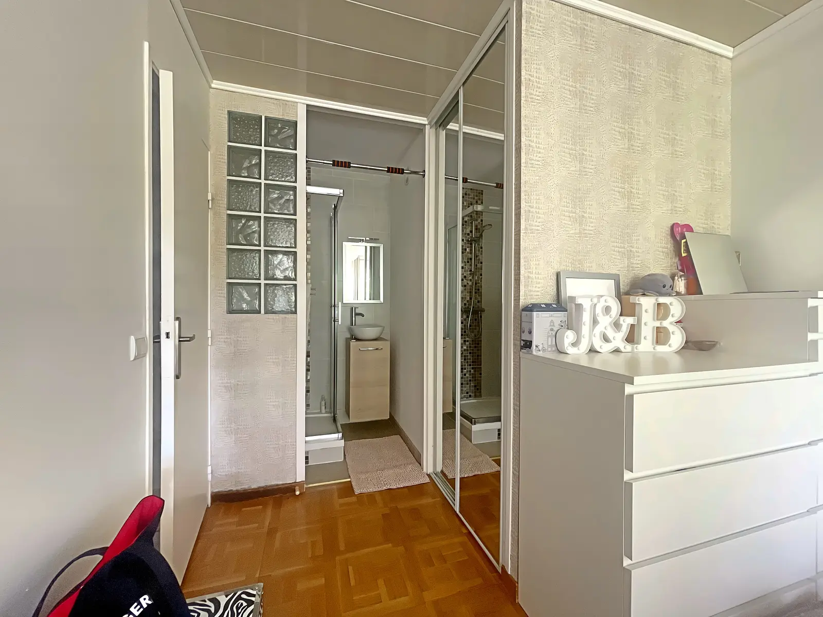 Photo Appartement T5 - 95m2 avec parking en sous-sol