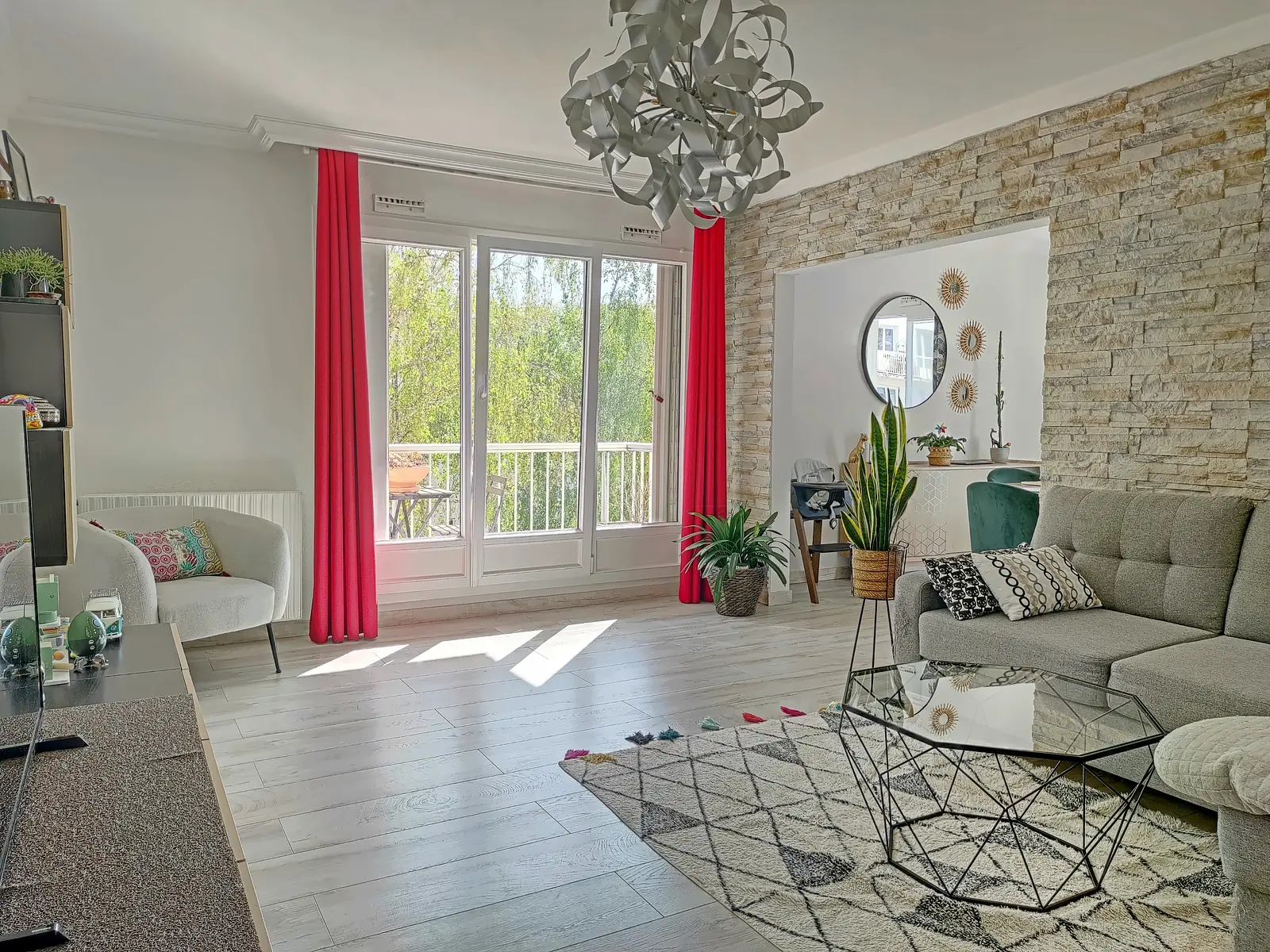 Photo Appartement T5 - 95m2 avec parking en sous-sol